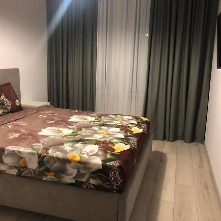 קייב 25D-Floor Sky Luxury Apartment! Fantastic View! מראה חיצוני תמונה
